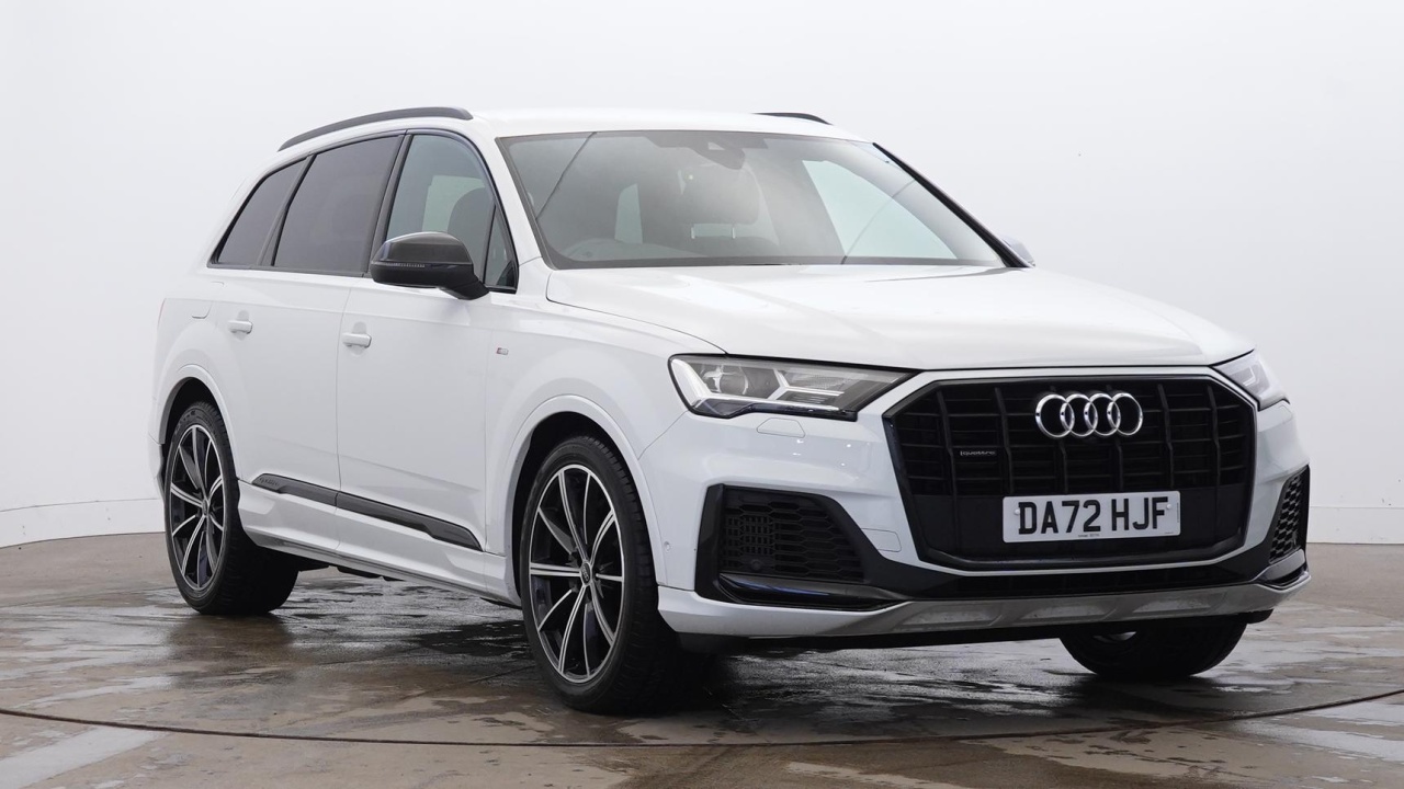 Main listing image - Audi Q7