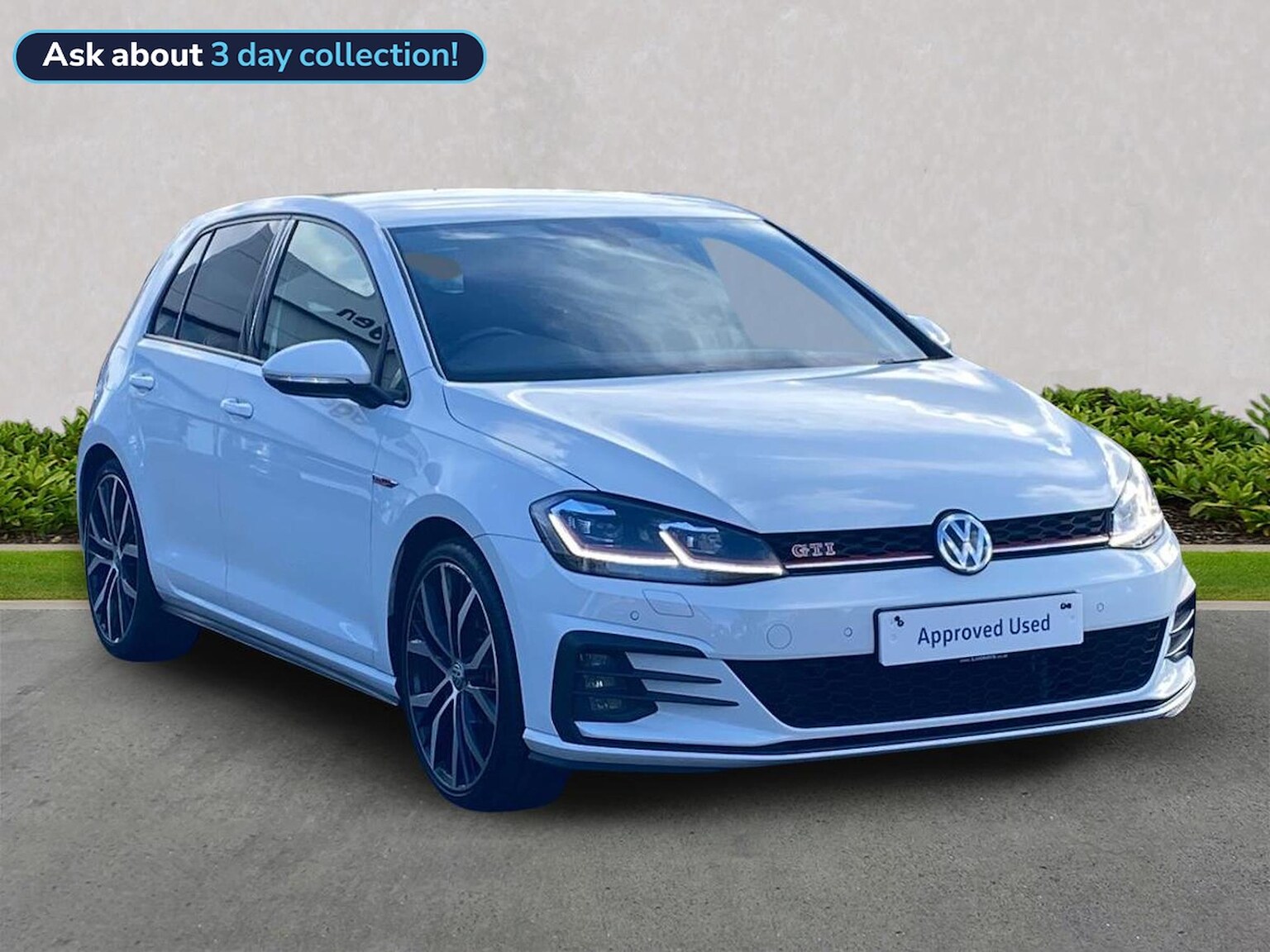 Main listing image - Volkswagen Golf