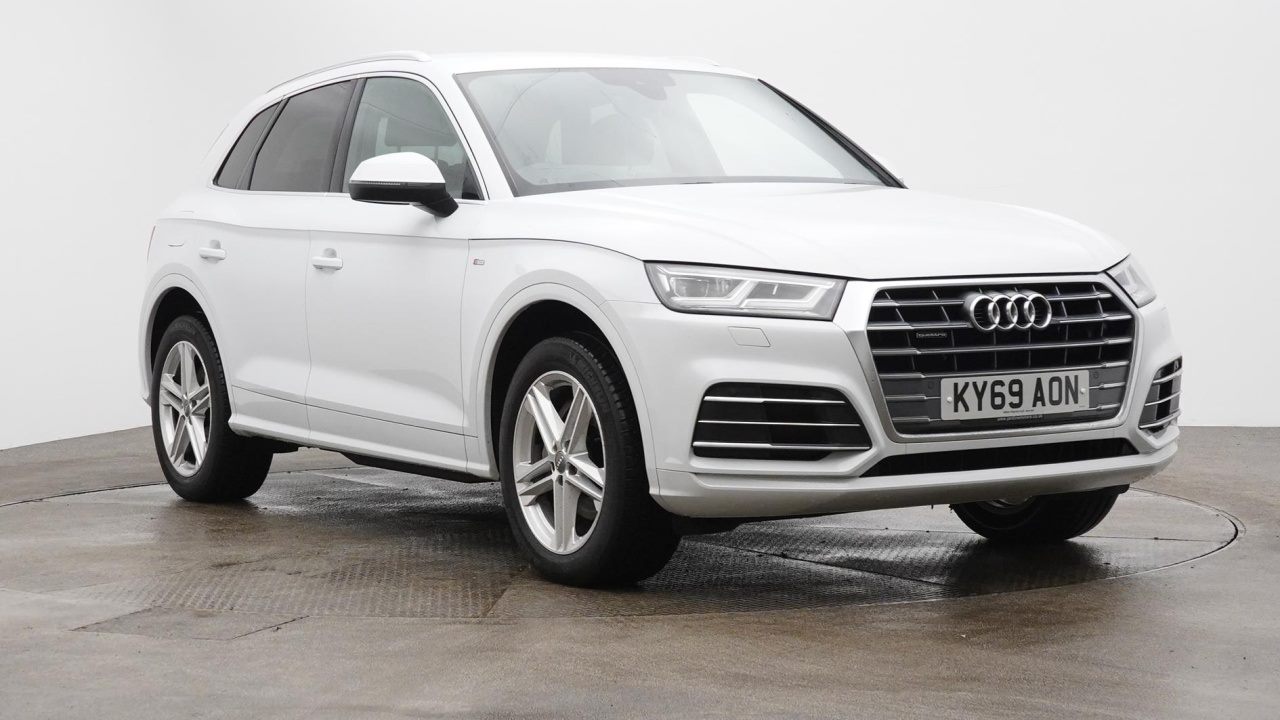 Main listing image - Audi Q5