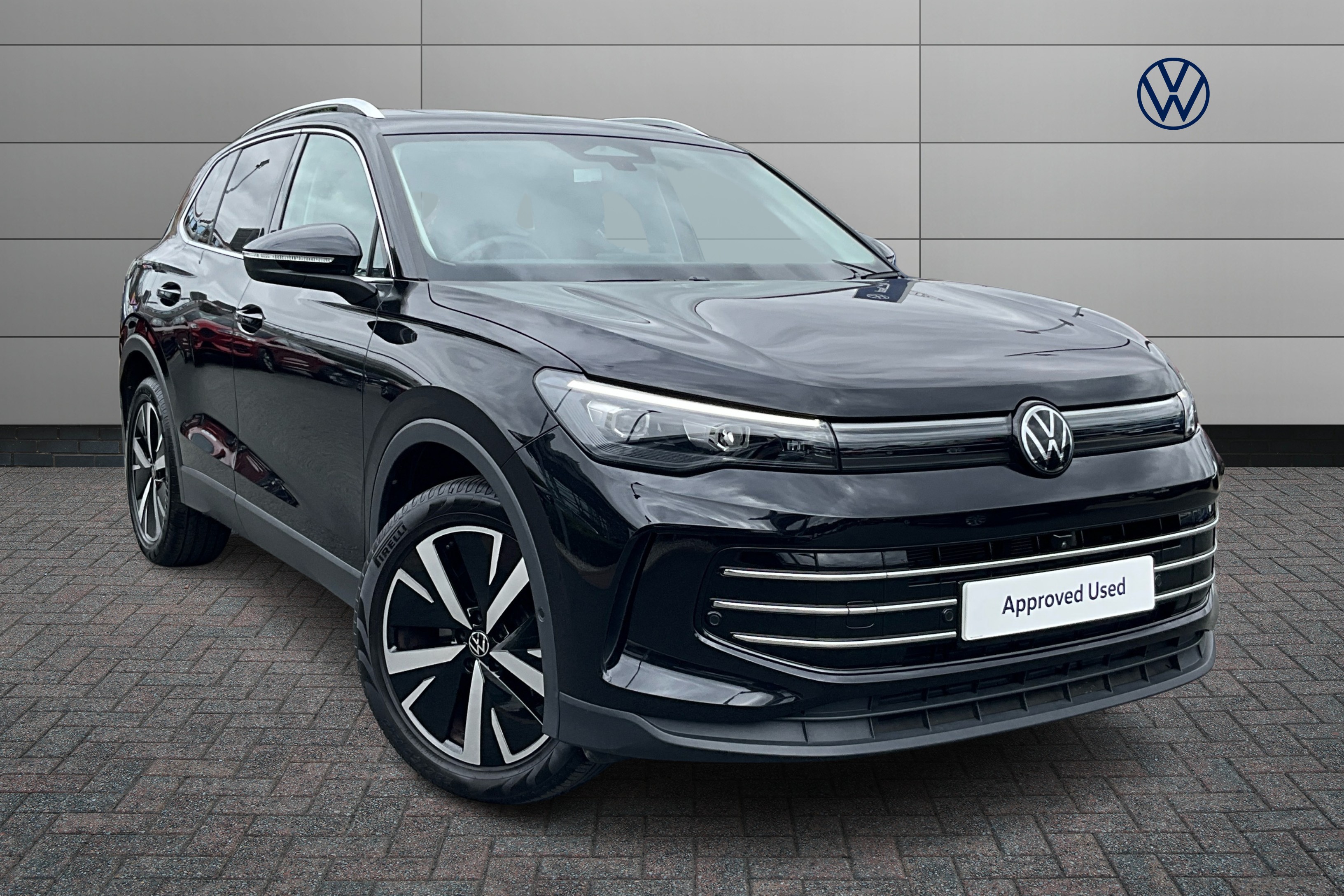 Main listing image - Volkswagen Tiguan