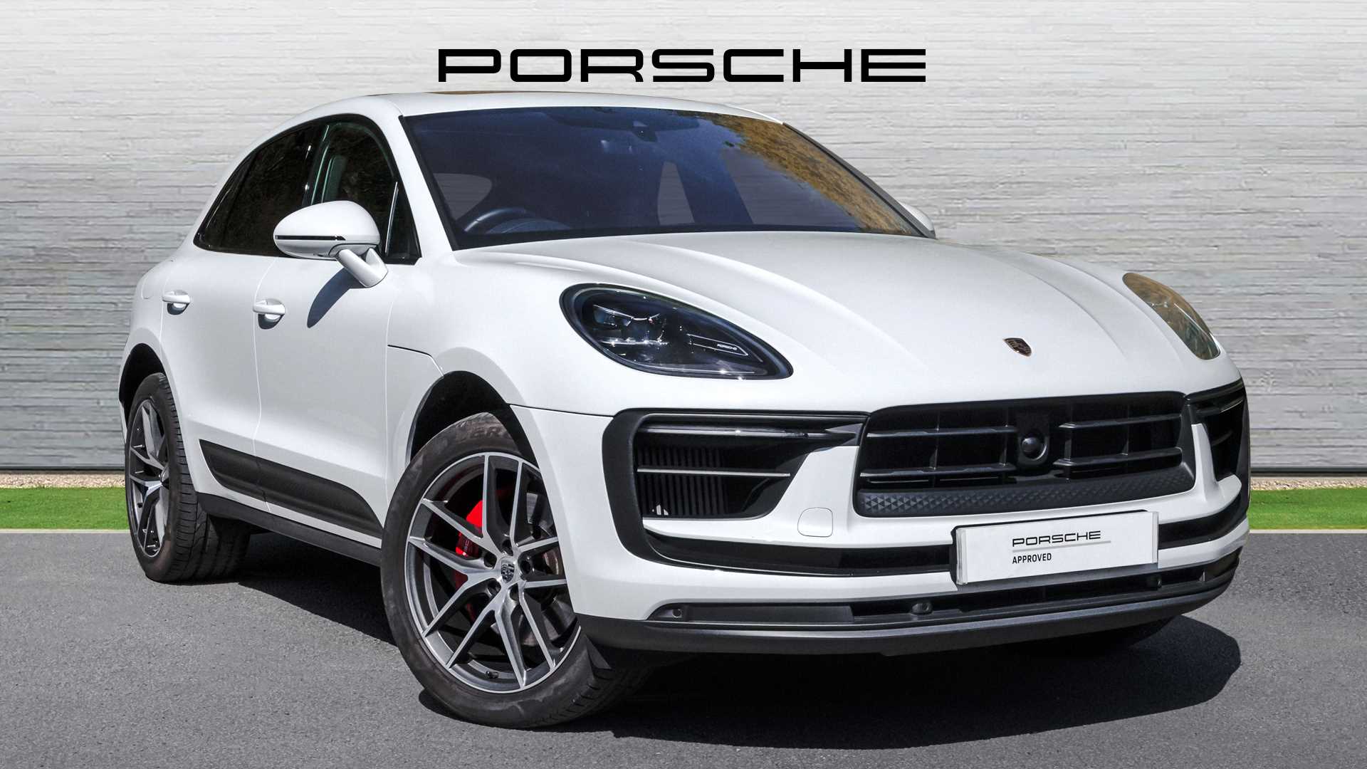 Main listing image - Porsche Macan