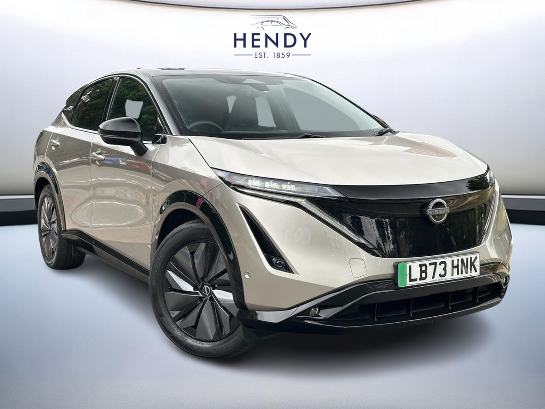 Main listing image - Nissan Ariya