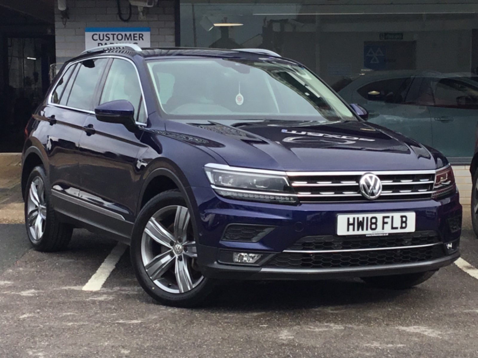 Main listing image - Volkswagen Tiguan