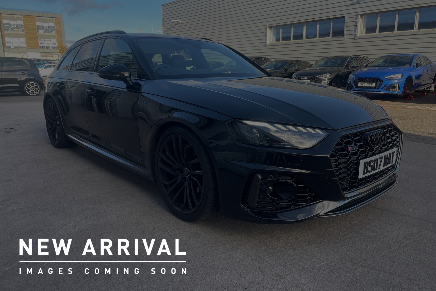 Main listing image - Audi RS4