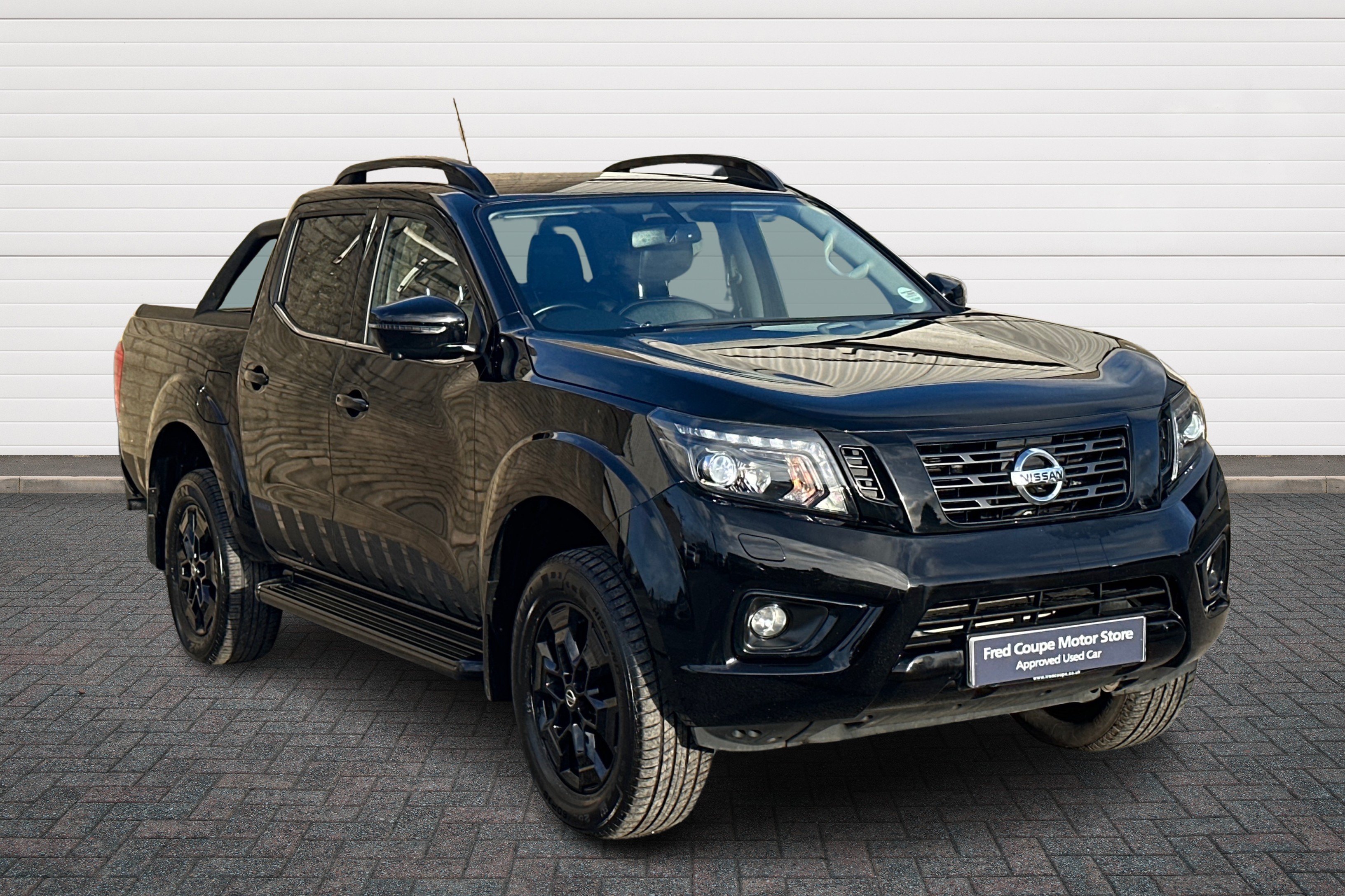 Main listing image - Nissan Navara