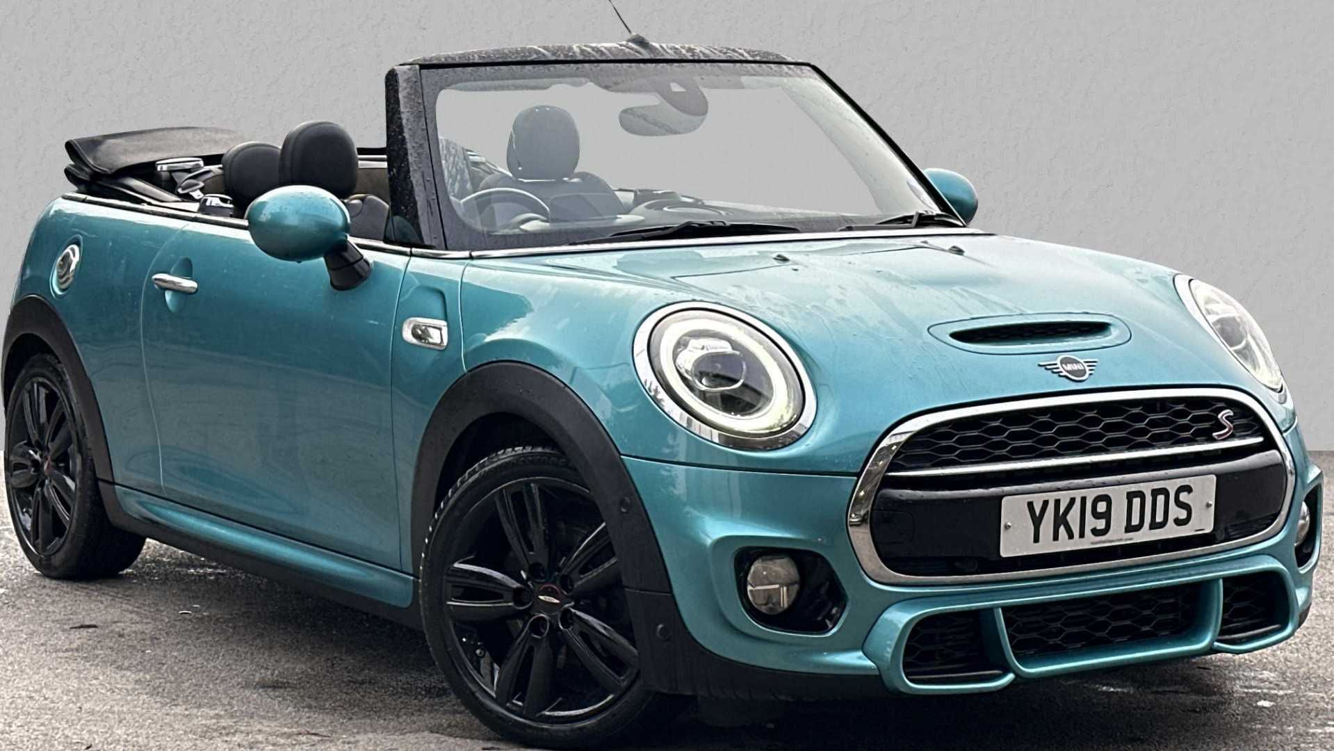 Main listing image - MINI Convertible