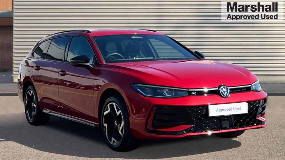 Main listing image - Volkswagen Passat Estate