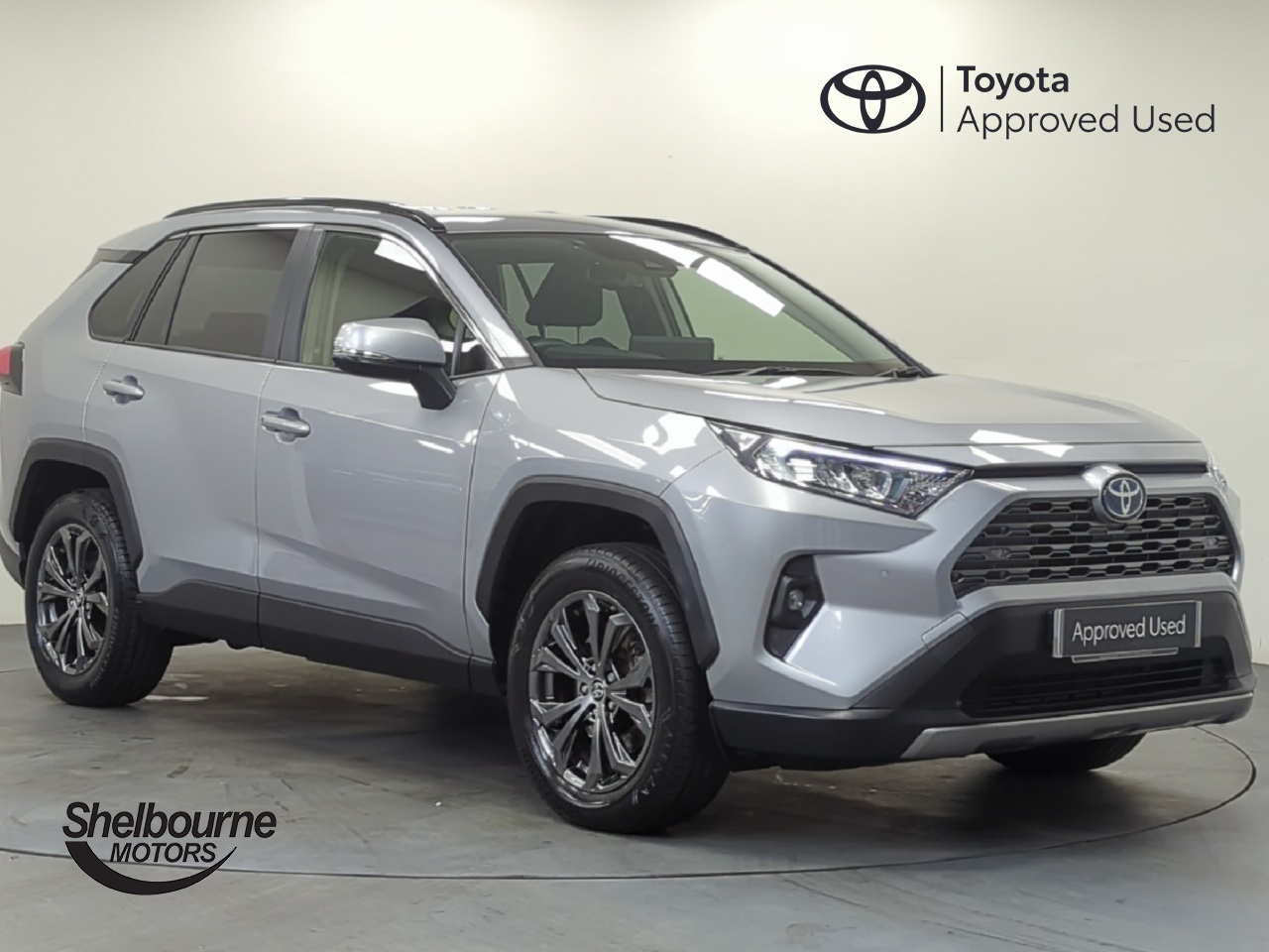 Main listing image - Toyota RAV4