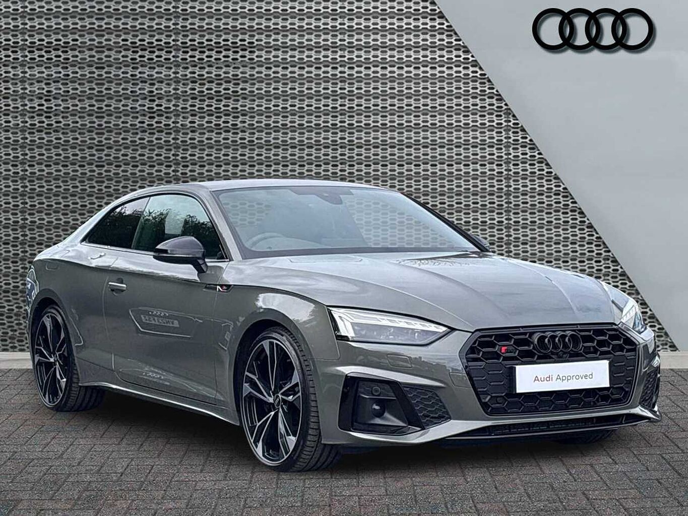 Main listing image - Audi S5