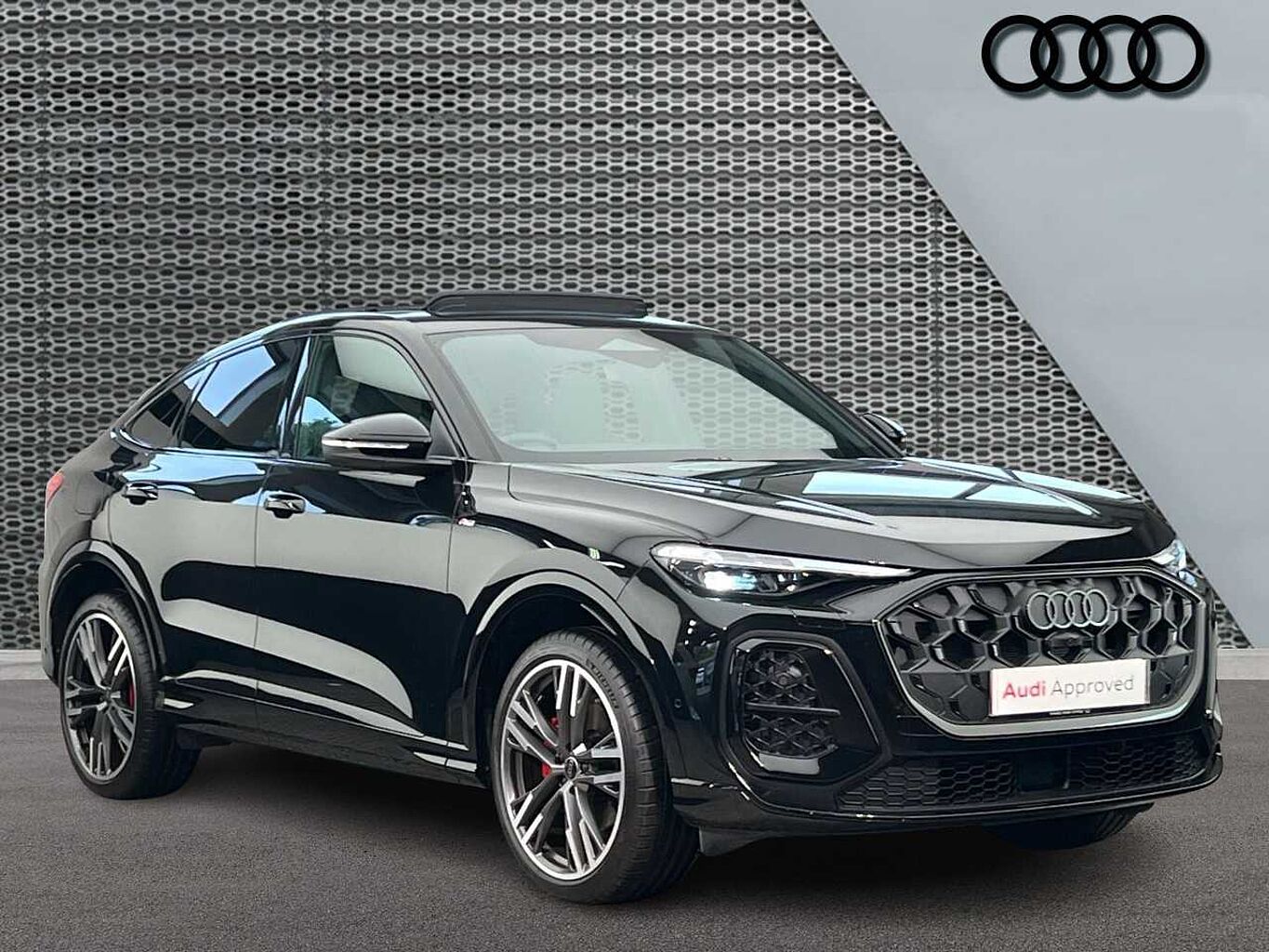 Main listing image - Audi Q5