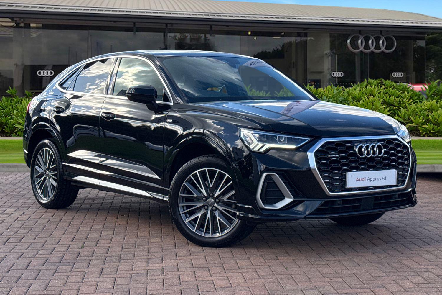 Main listing image - Audi Q3