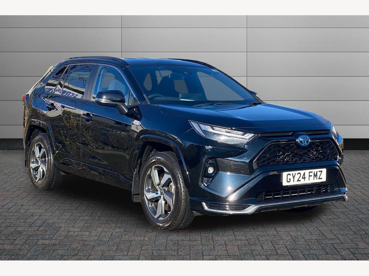 Main listing image - Toyota RAV4