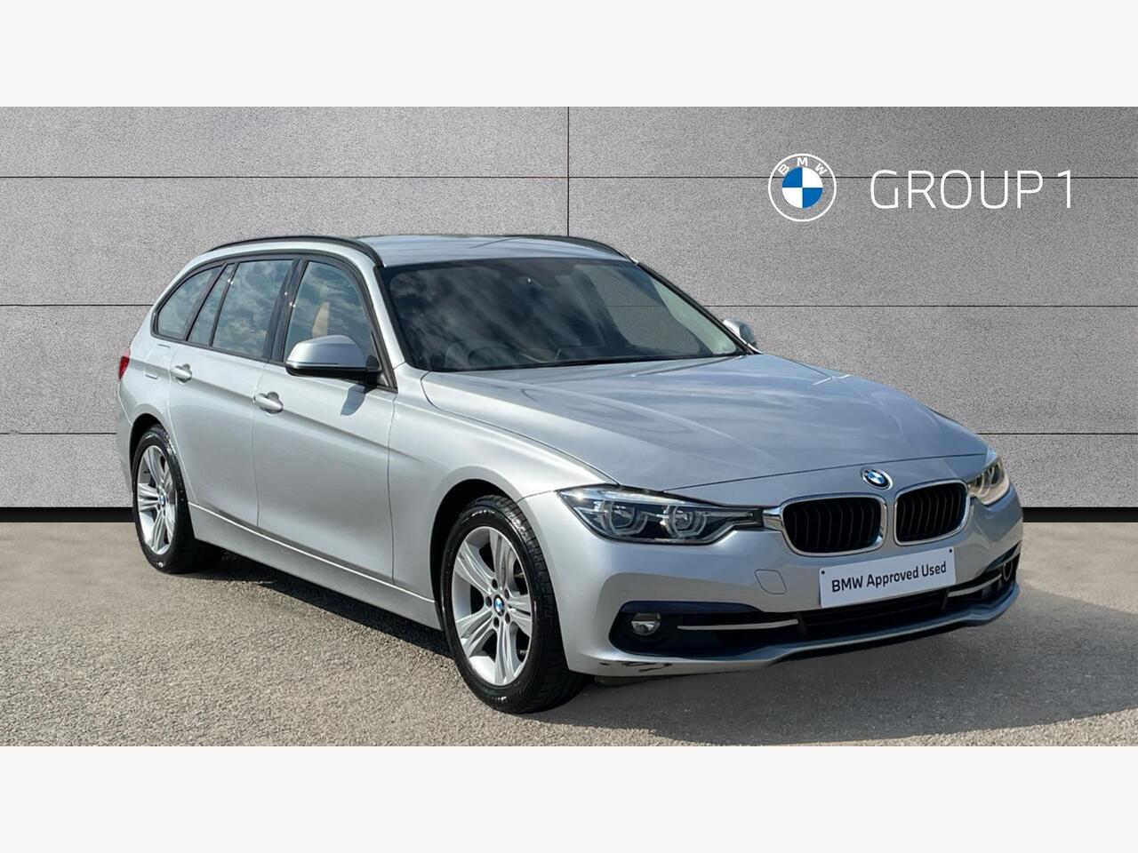 Main listing image - BMW 3 Series Touring