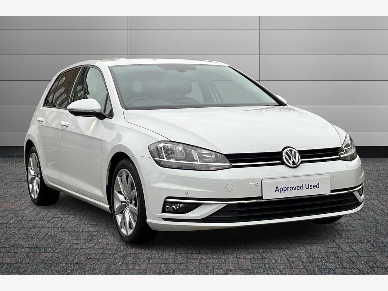 Main listing image - Volkswagen Golf