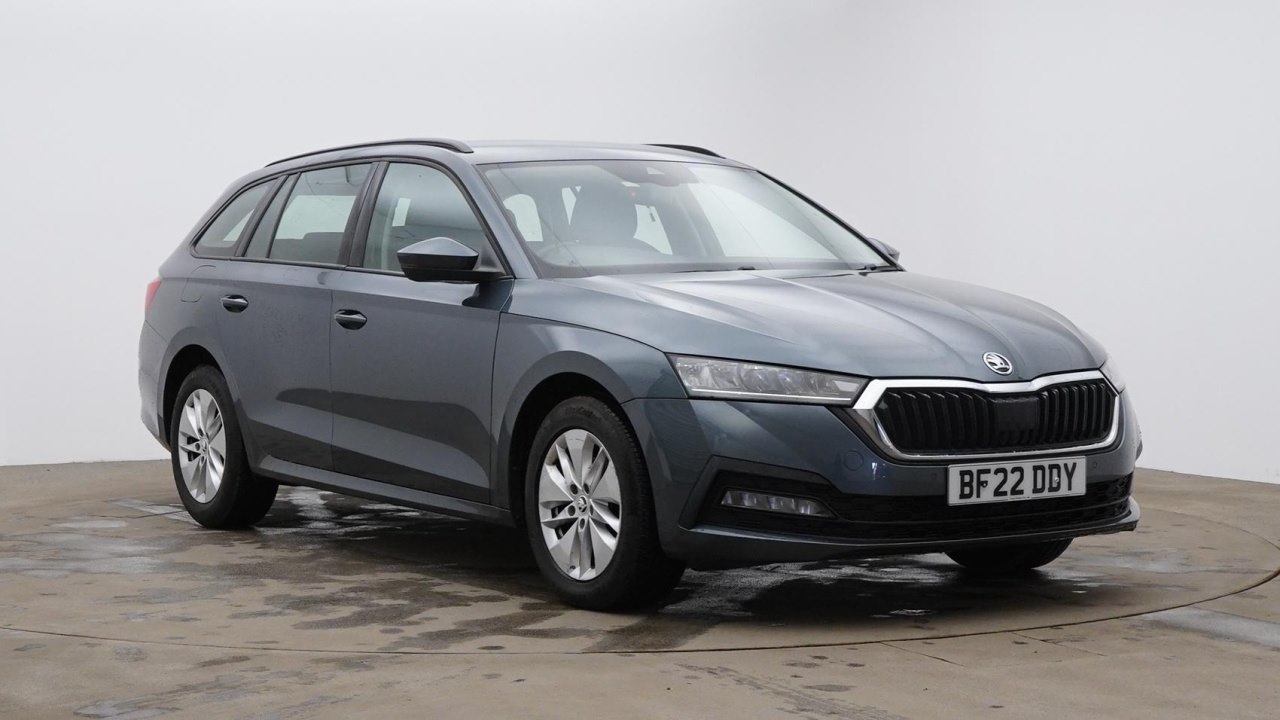 Main listing image - Skoda Octavia Estate