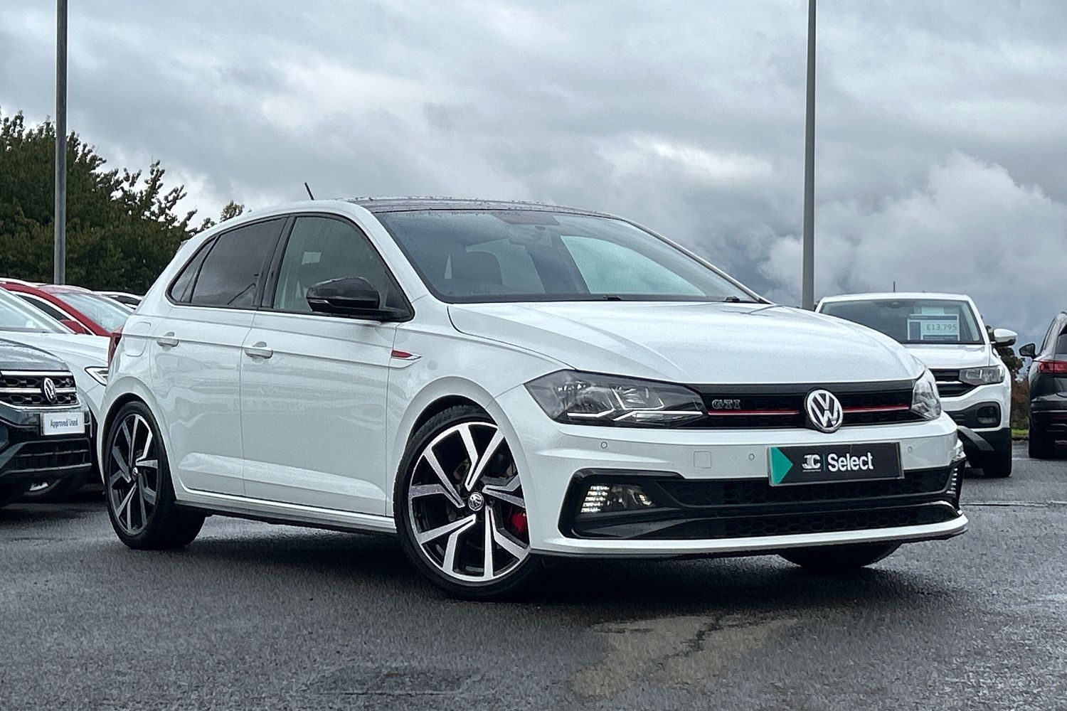 Main listing image - Volkswagen Polo