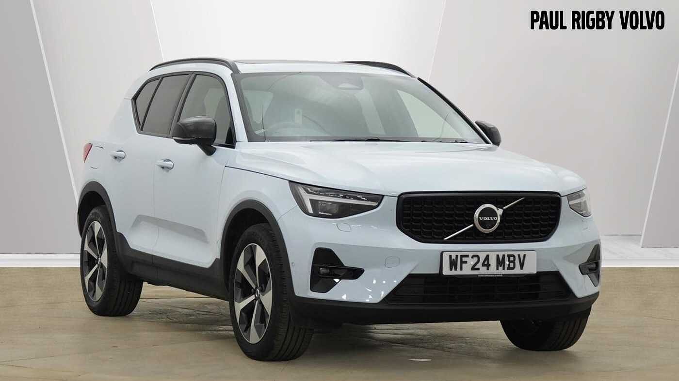 Main listing image - Volvo XC40