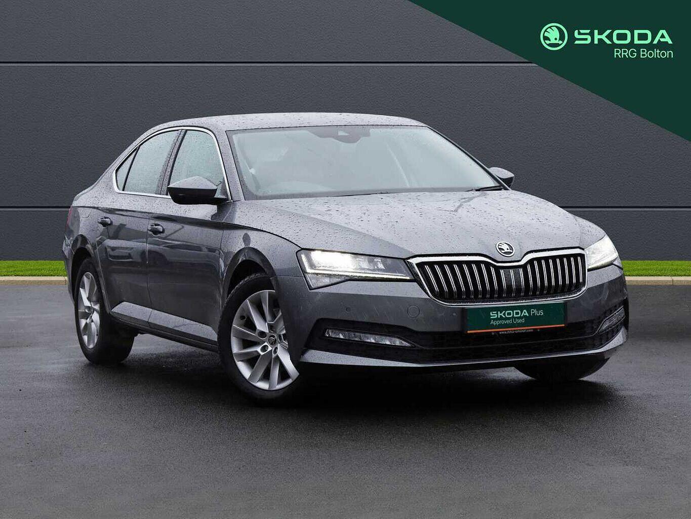 Main listing image - Skoda Superb