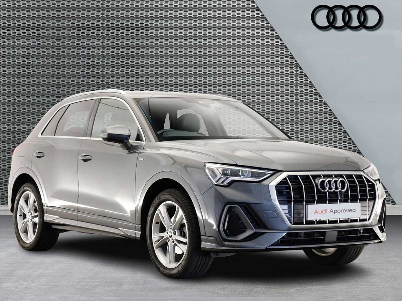 Main listing image - Audi Q3
