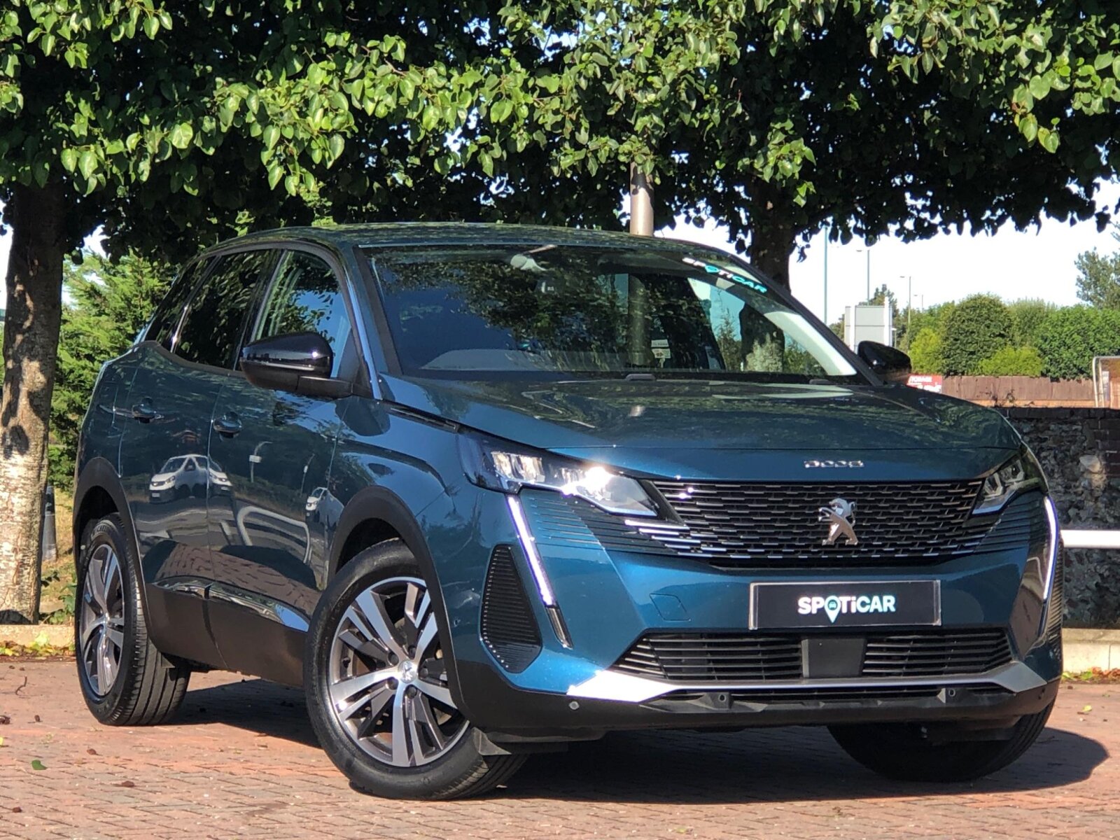Main listing image - Peugeot 3008