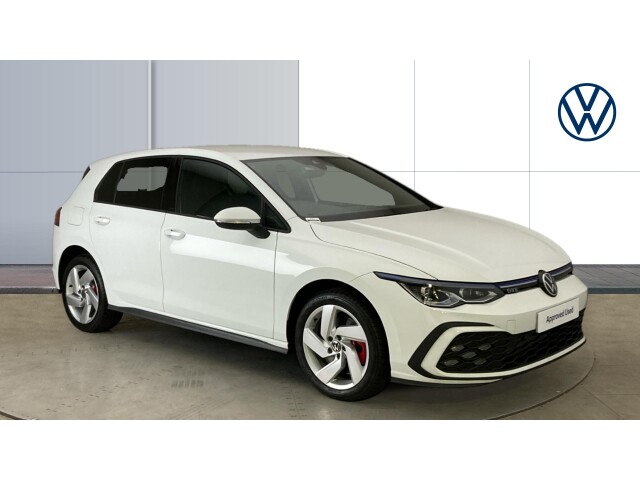 Main listing image - Volkswagen Golf GTE