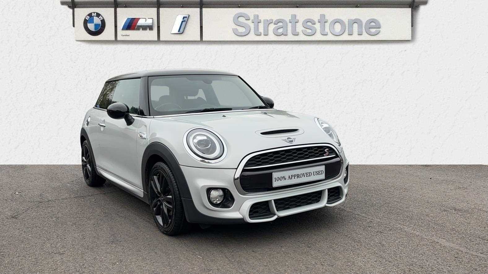 Main listing image - MINI Hatchback