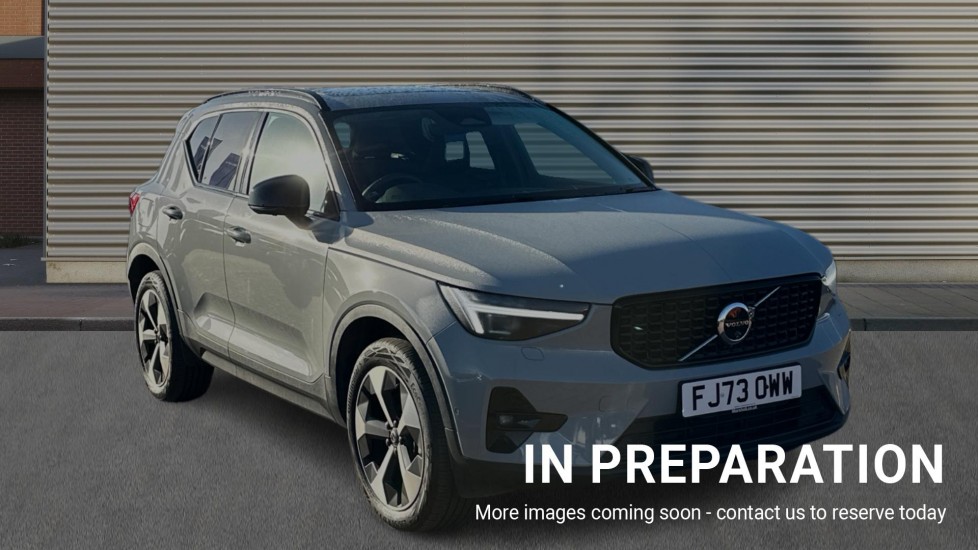 Main listing image - Volvo XC40