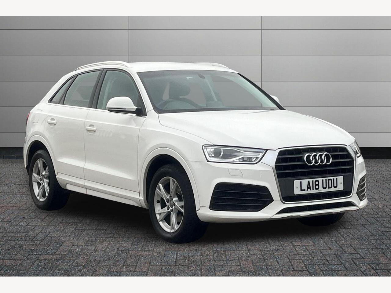 Main listing image - Audi Q3