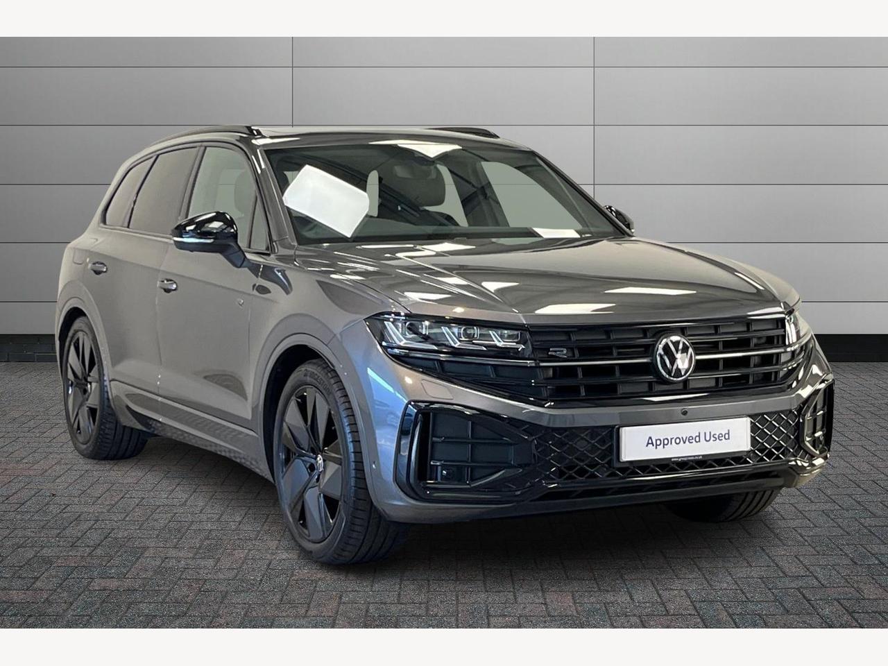 Main listing image - Volkswagen Touareg