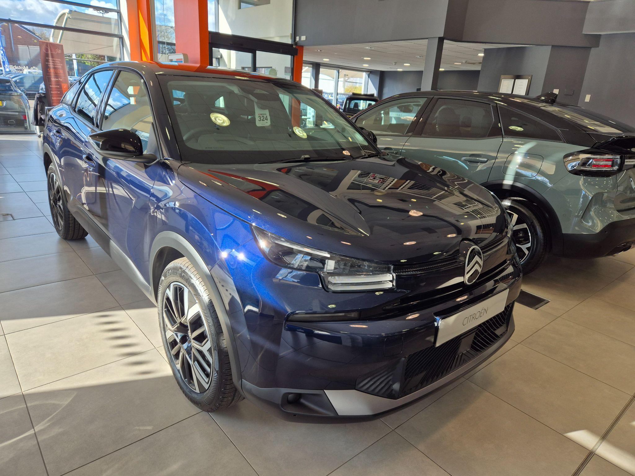 Main listing image - Citroen C4