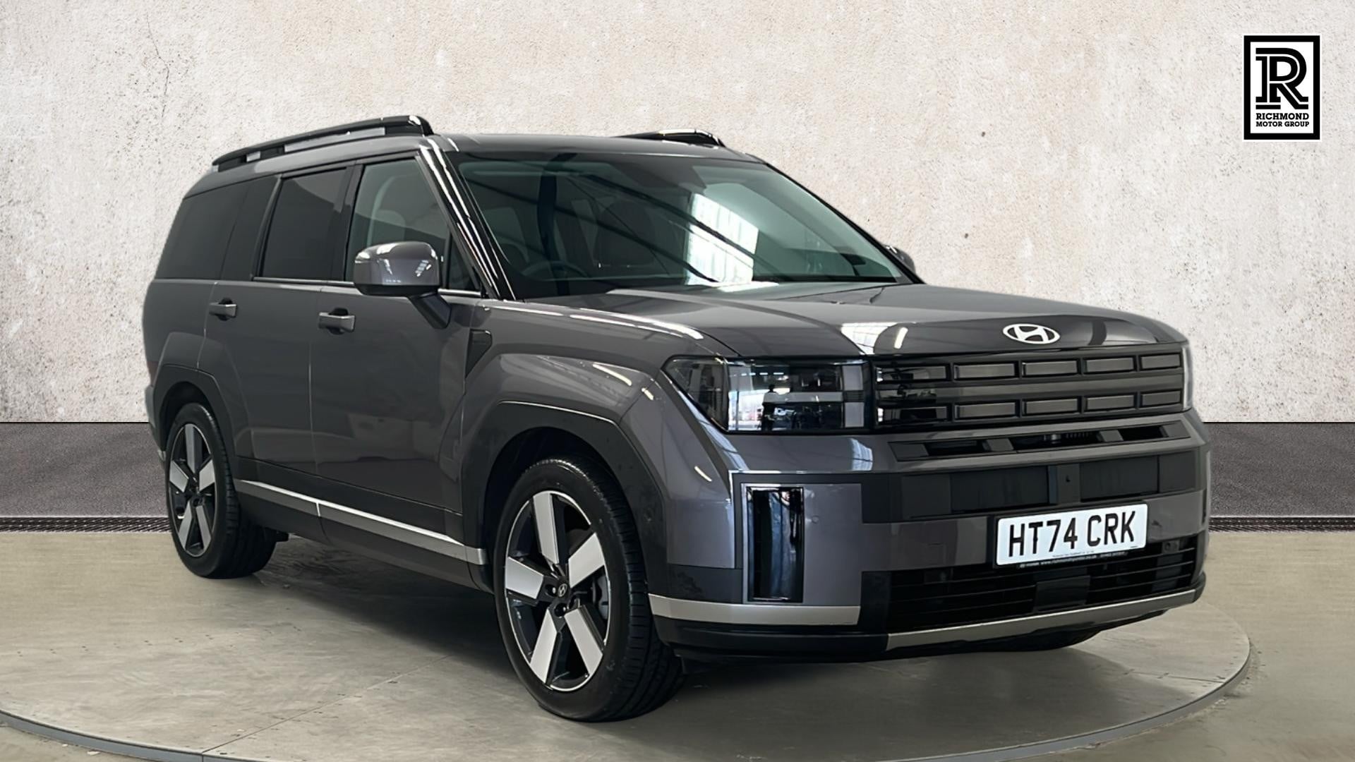 Main listing image - Hyundai Santa Fe