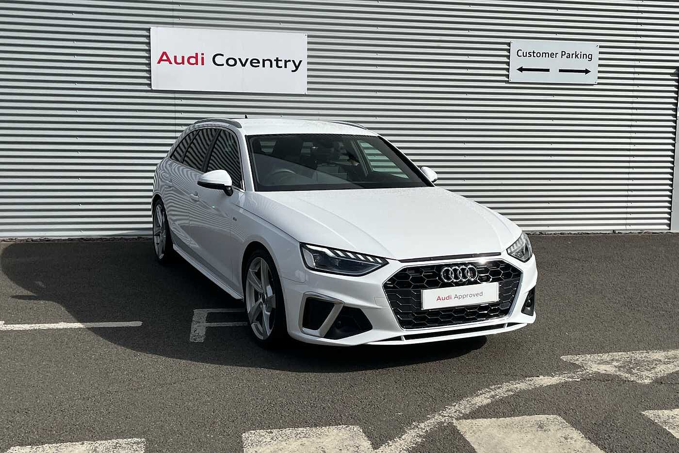 Main listing image - Audi A4 Avant