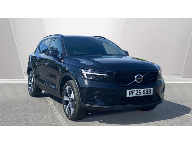 Main listing image - Volvo XC40