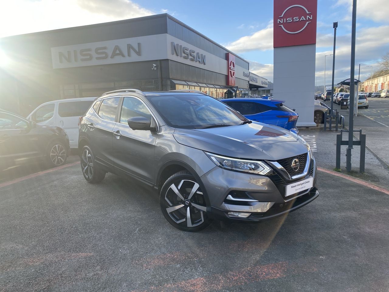 Main listing image - Nissan Qashqai