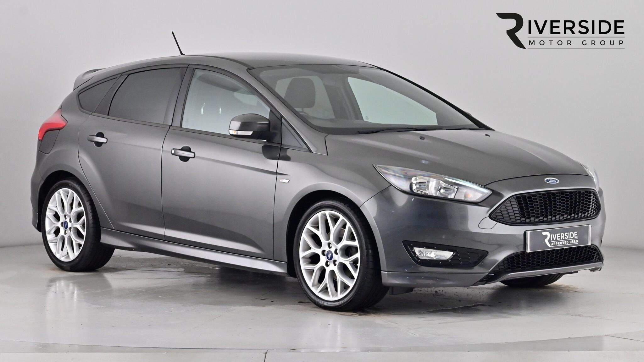 Main listing image - Ford Focus