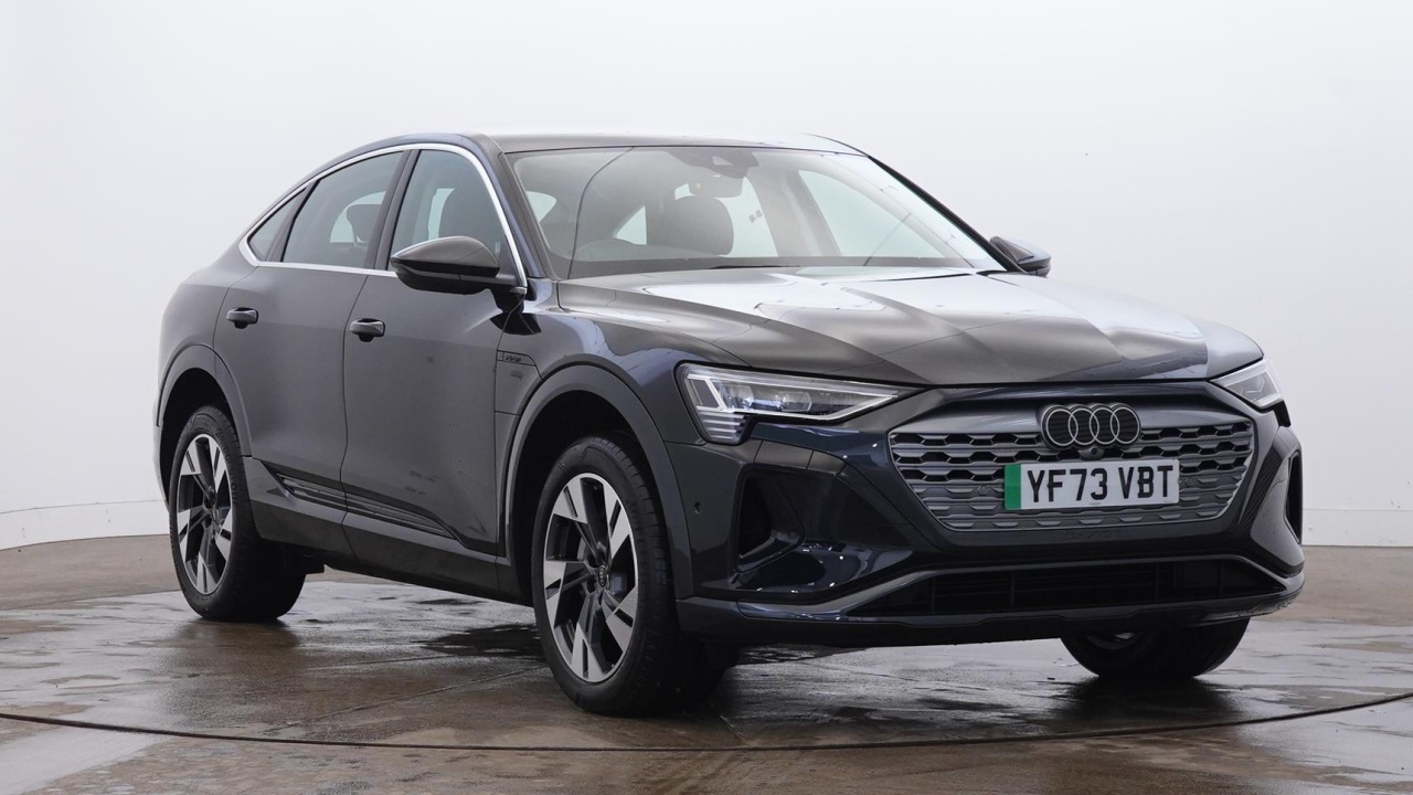 Main listing image - Audi Q8 e-tron