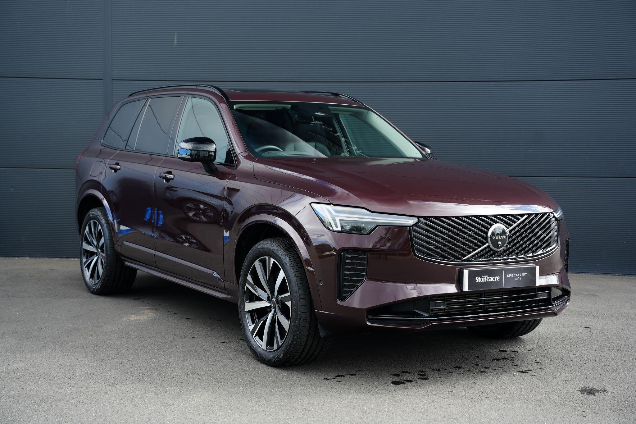 Main listing image - Volvo XC90