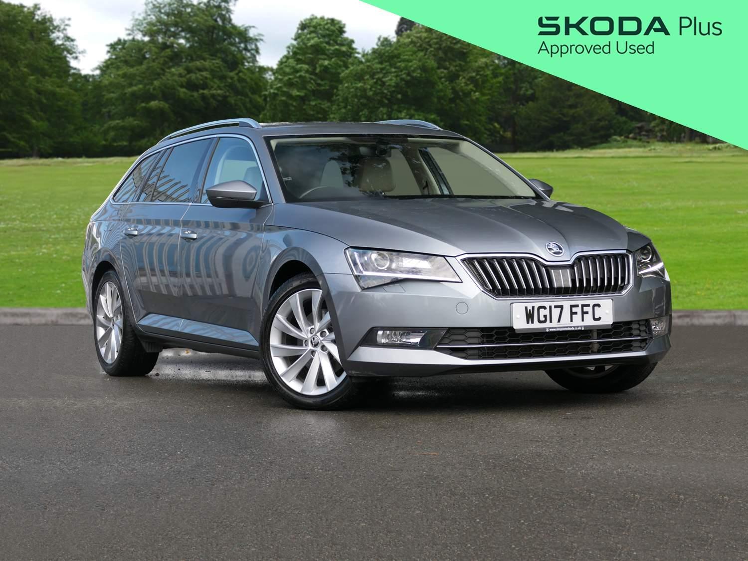 Main listing image - Skoda Superb Estate