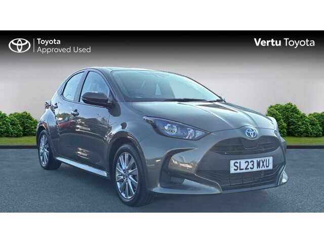 Main listing image - Toyota Yaris