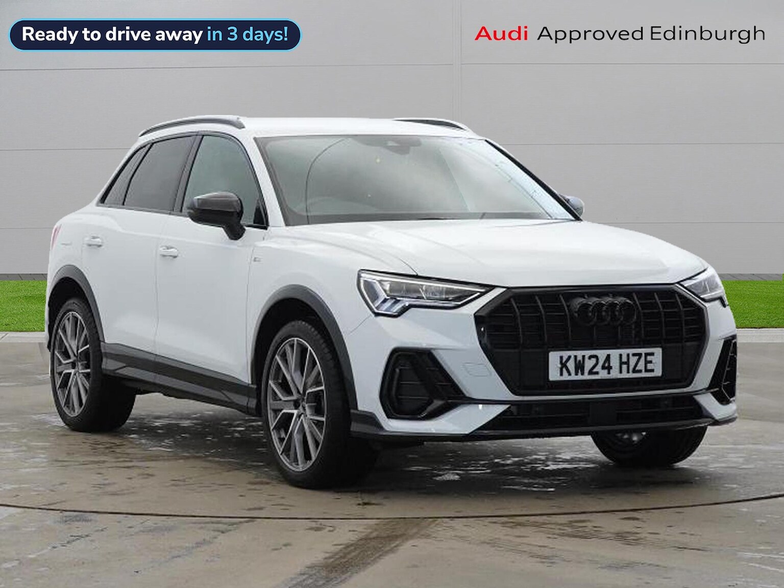 Main listing image - Audi Q3