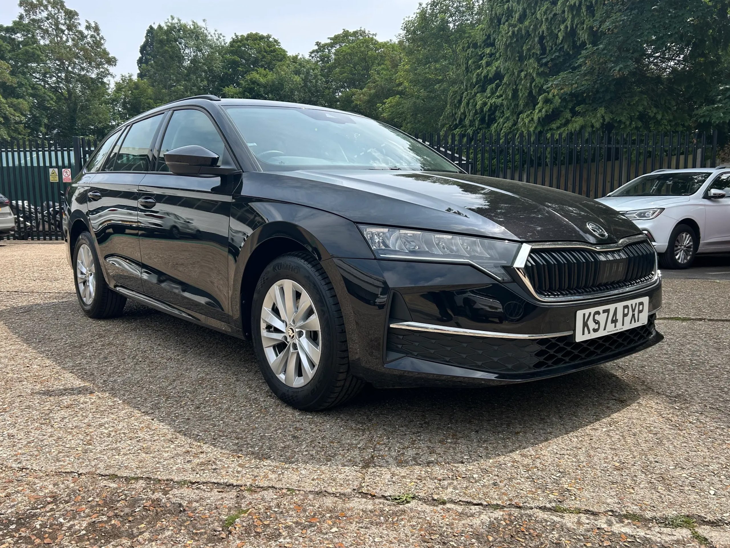 Main listing image - Skoda Octavia Estate