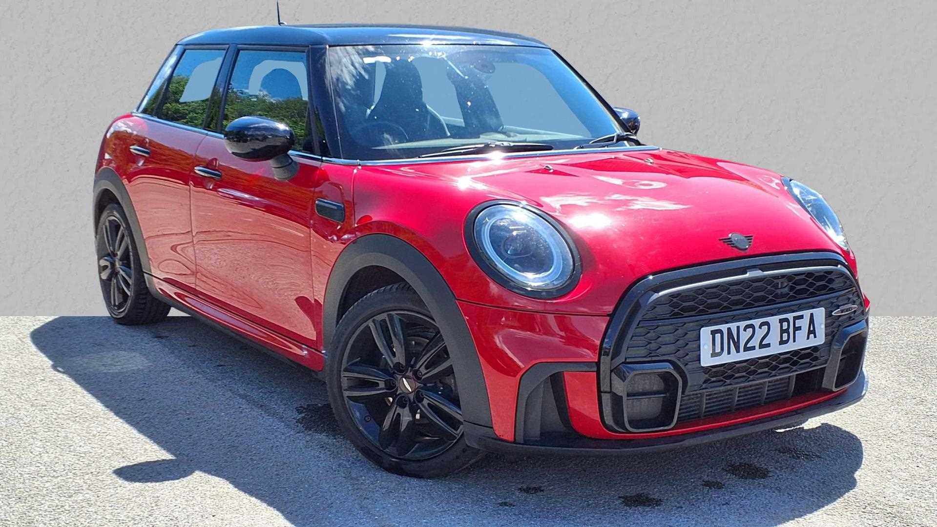 Main listing image - MINI Hatchback 5dr