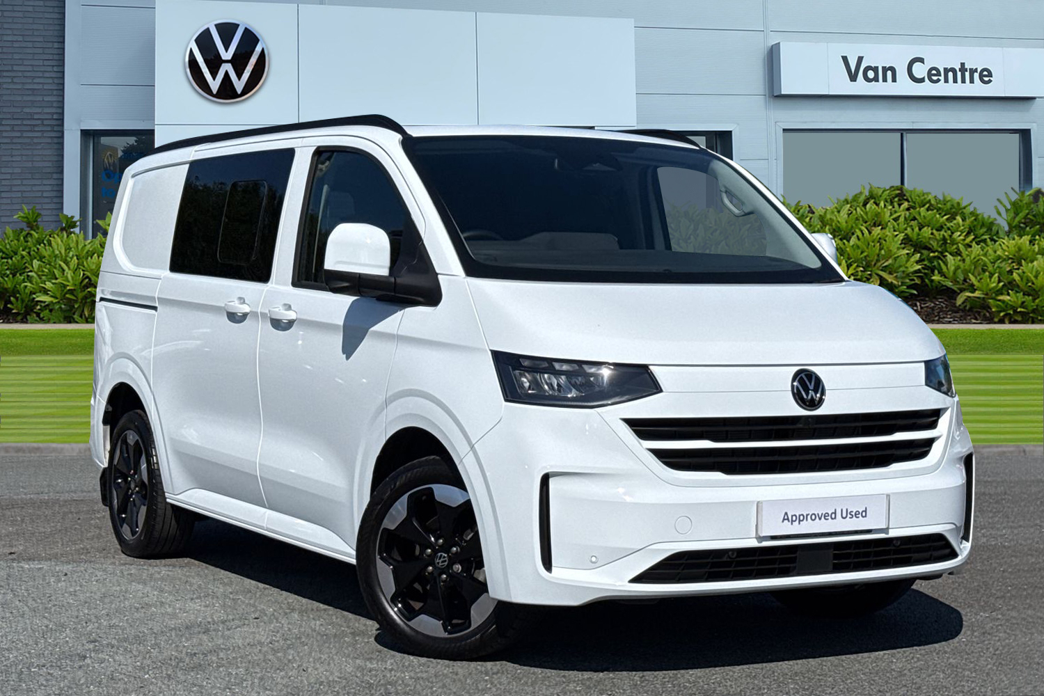 Main listing image - Volkswagen Transporter