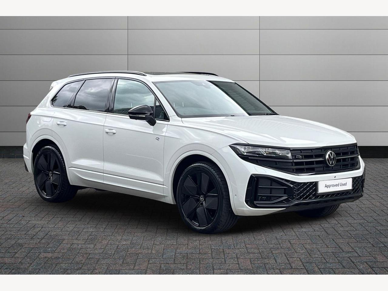 Main listing image - Volkswagen Touareg