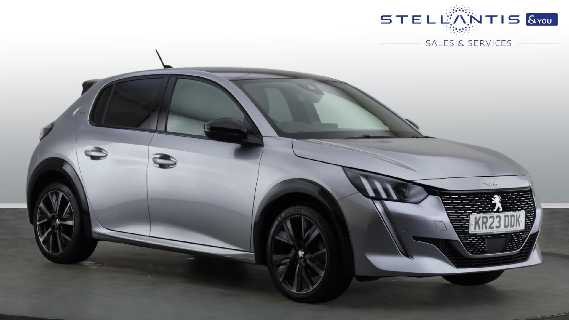 Main listing image - Peugeot 208