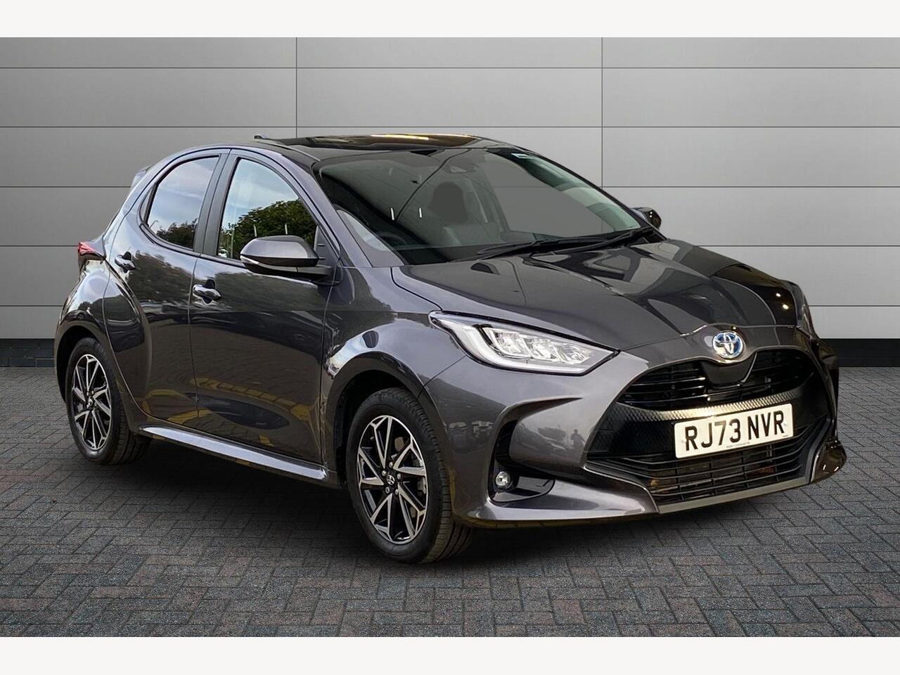 Main listing image - Toyota Yaris