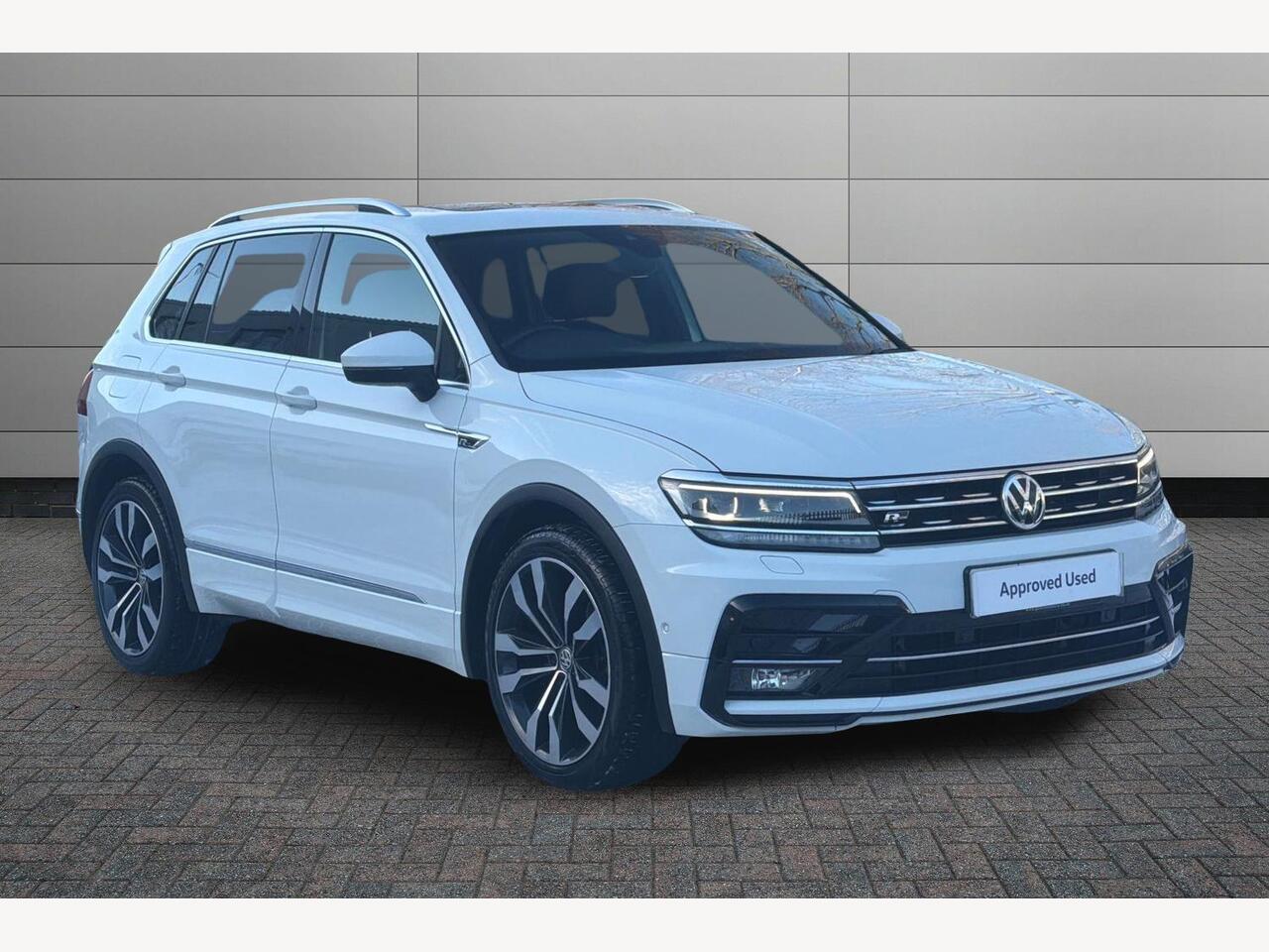 Main listing image - Volkswagen Tiguan