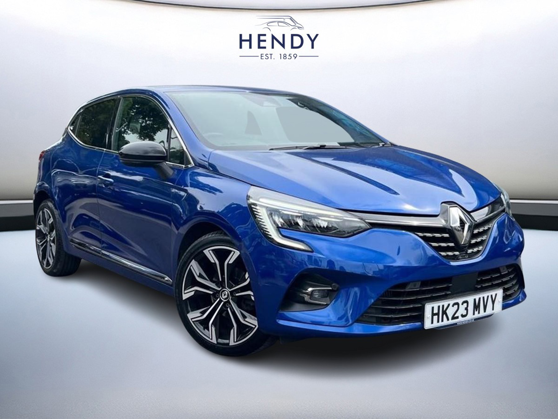 Main listing image - Renault Clio