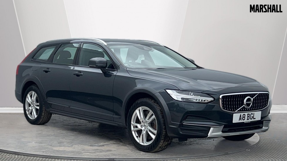 Main listing image - Volvo V90 Cross Country