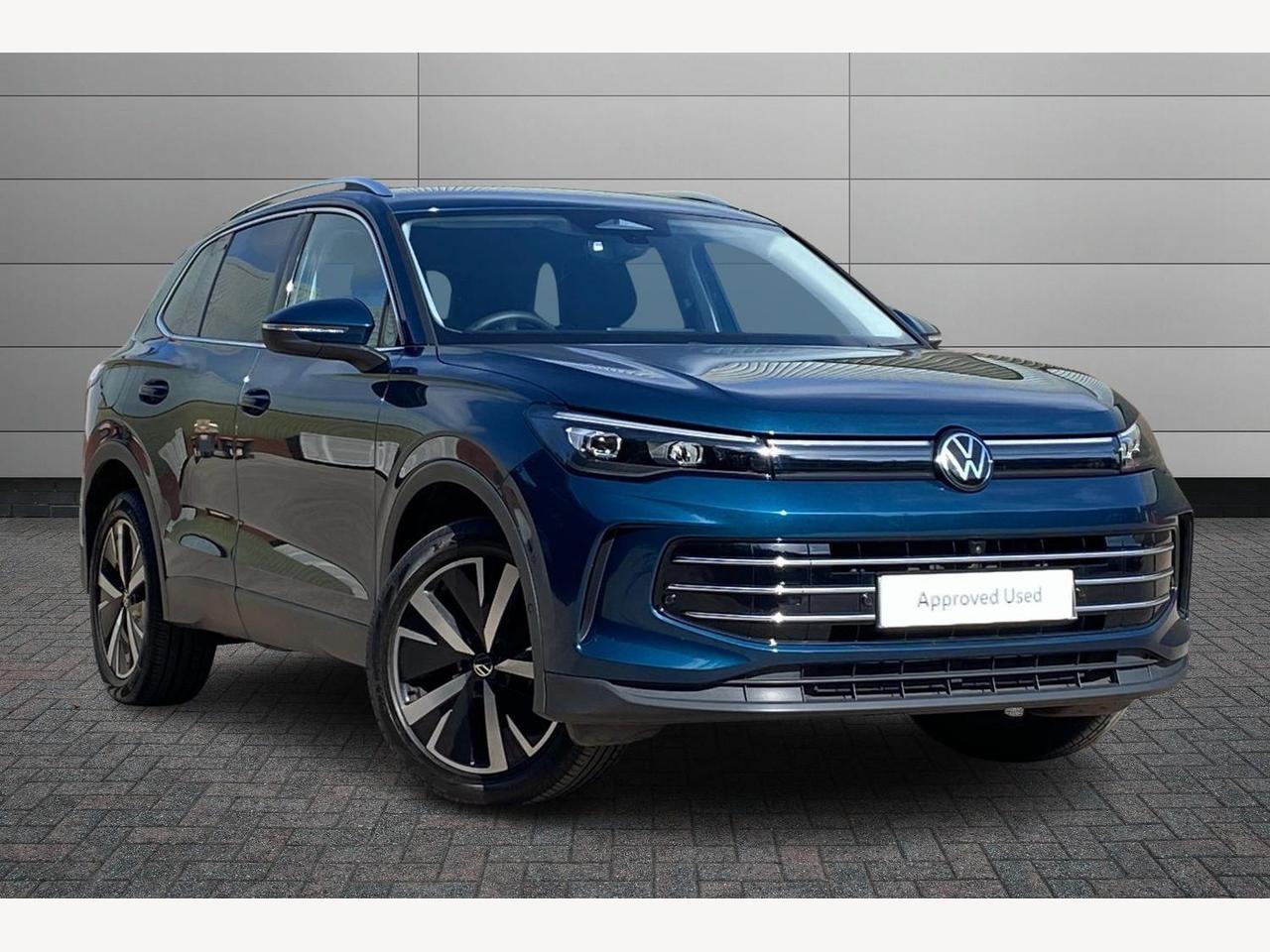 Main listing image - Volkswagen Tiguan
